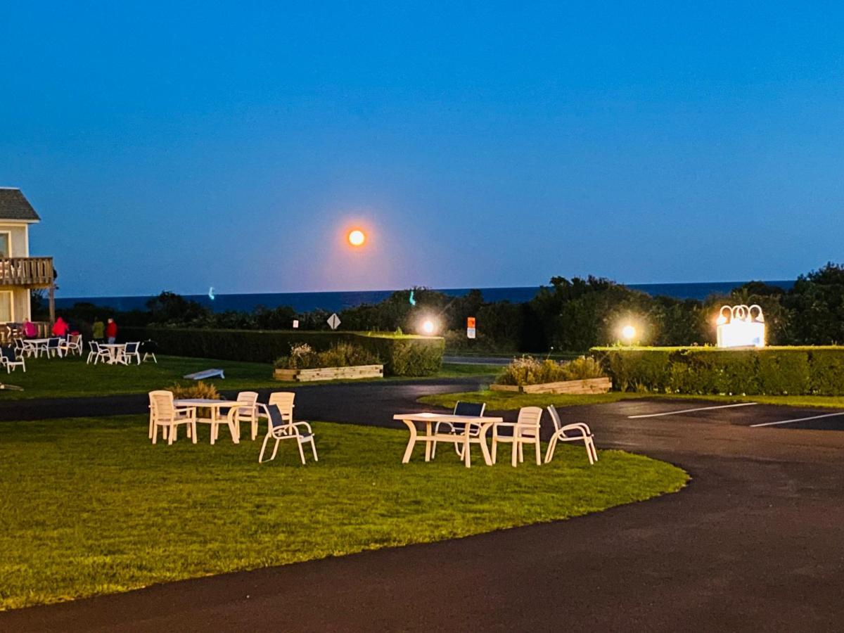 Hartman'S Briney Breezes Beach Resort Montauk Extérieur photo